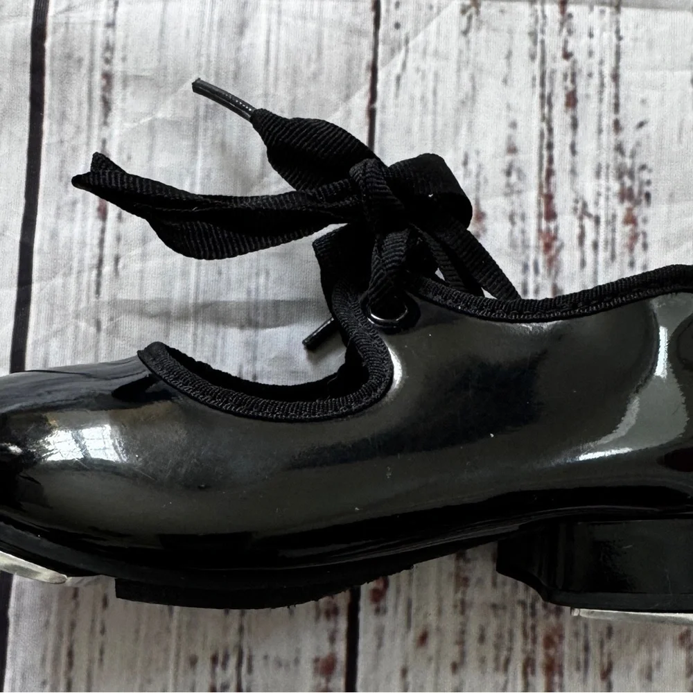 Weissman Black Patent Tap Shoes Size 8.5 Girls Dance Shoes